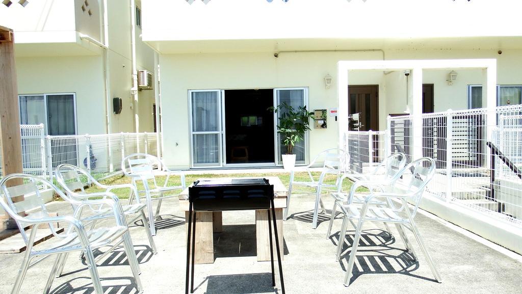 Sea Side Yaka Villa Onna Buitenkant foto